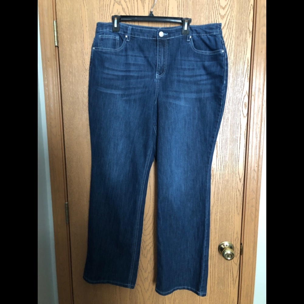 Christopher Banks misses jeans